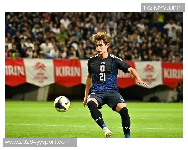 日本队迅速追平比分小川航基远射助攻巴拉圭门将失误入网