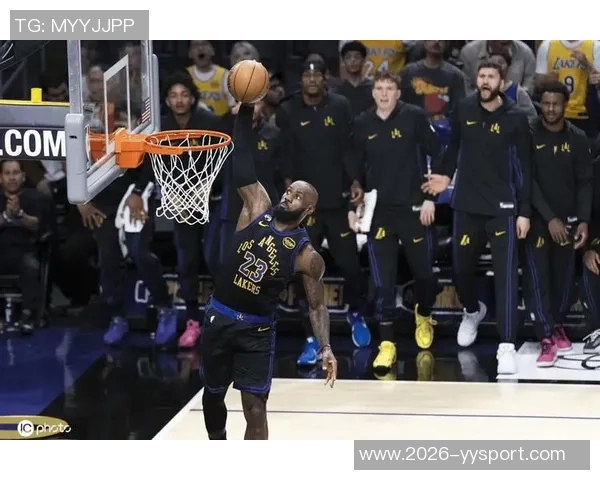 LBJ回应富保罗言论与自己无关Skip暗示里夫斯或被詹姆斯逼走 LBJ回应富保罗言论与自己无关Skip暗示里夫斯或被詹姆斯逼走