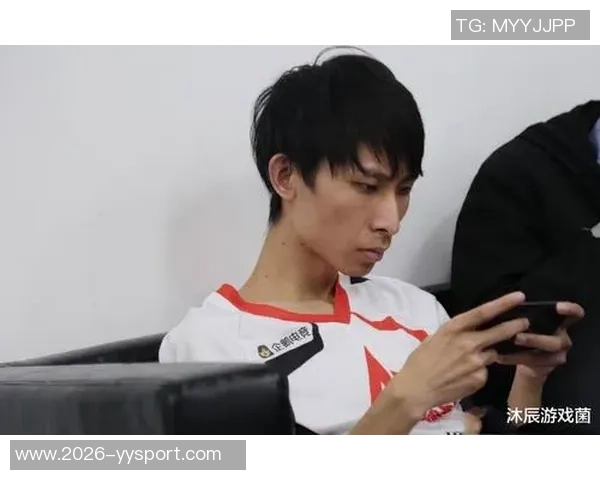 崔永熙积极备战早日回归赛场训练照曝光展现力量与技术并重 崔永熙积极备战早日回归赛场训练照曝光展现力量与技术并重